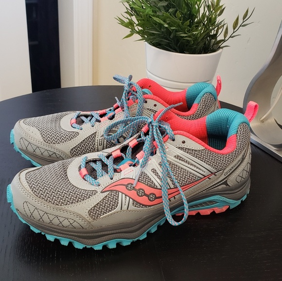 Saucony Shoes - Women's Saucony runners